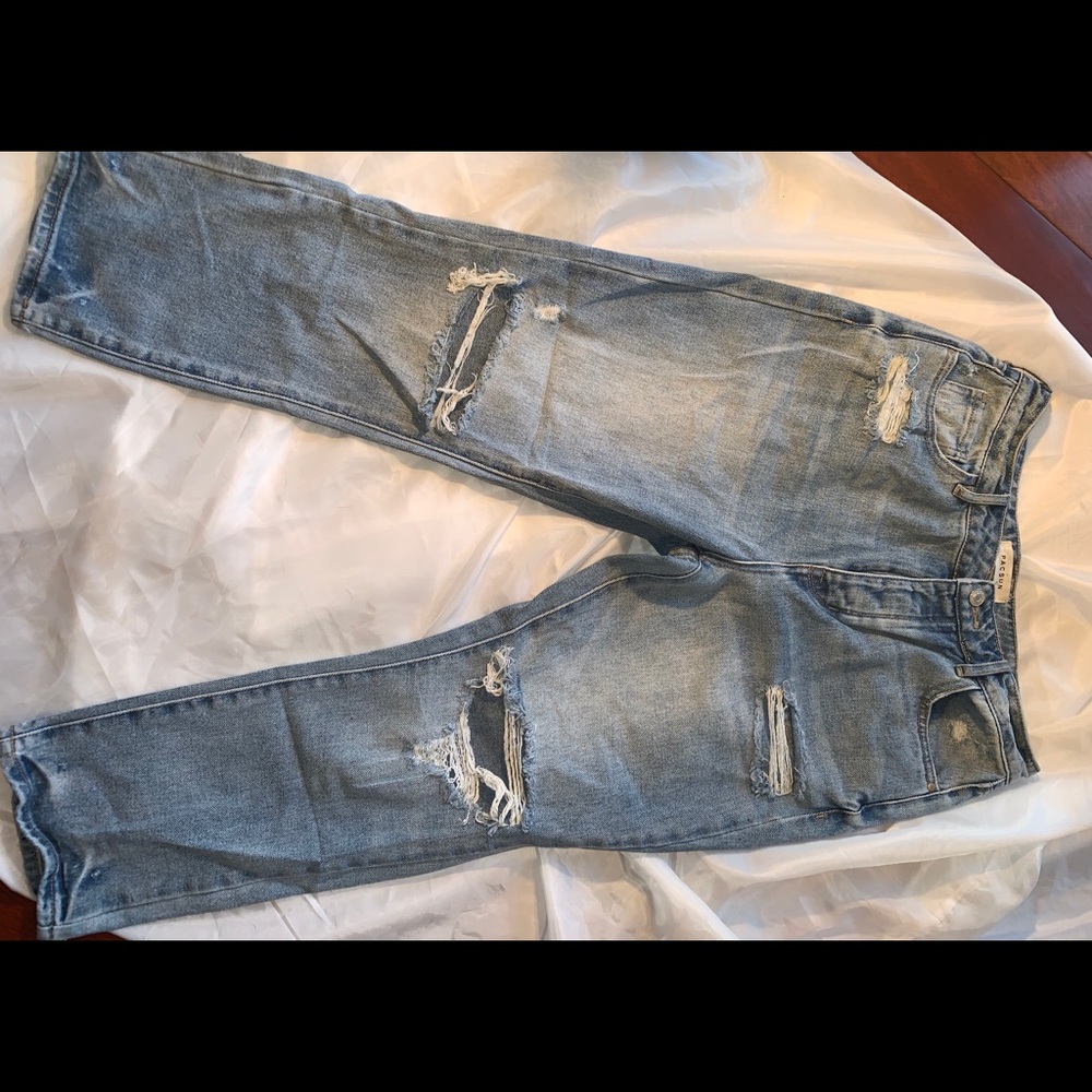 Pacsun high waisted distressed mom jeans